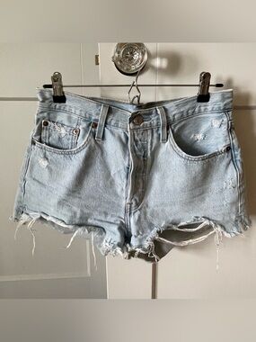 Levi's 501 Light Wash Denim Shorts 28